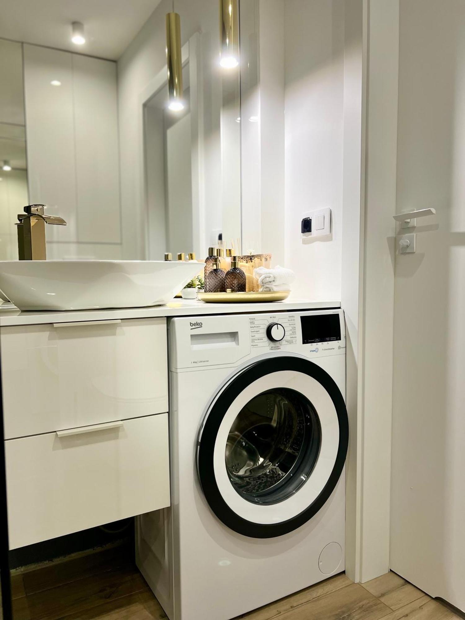 M&S Lux Apartments Kochanowskiego Łódź Zewnętrze zdjęcie