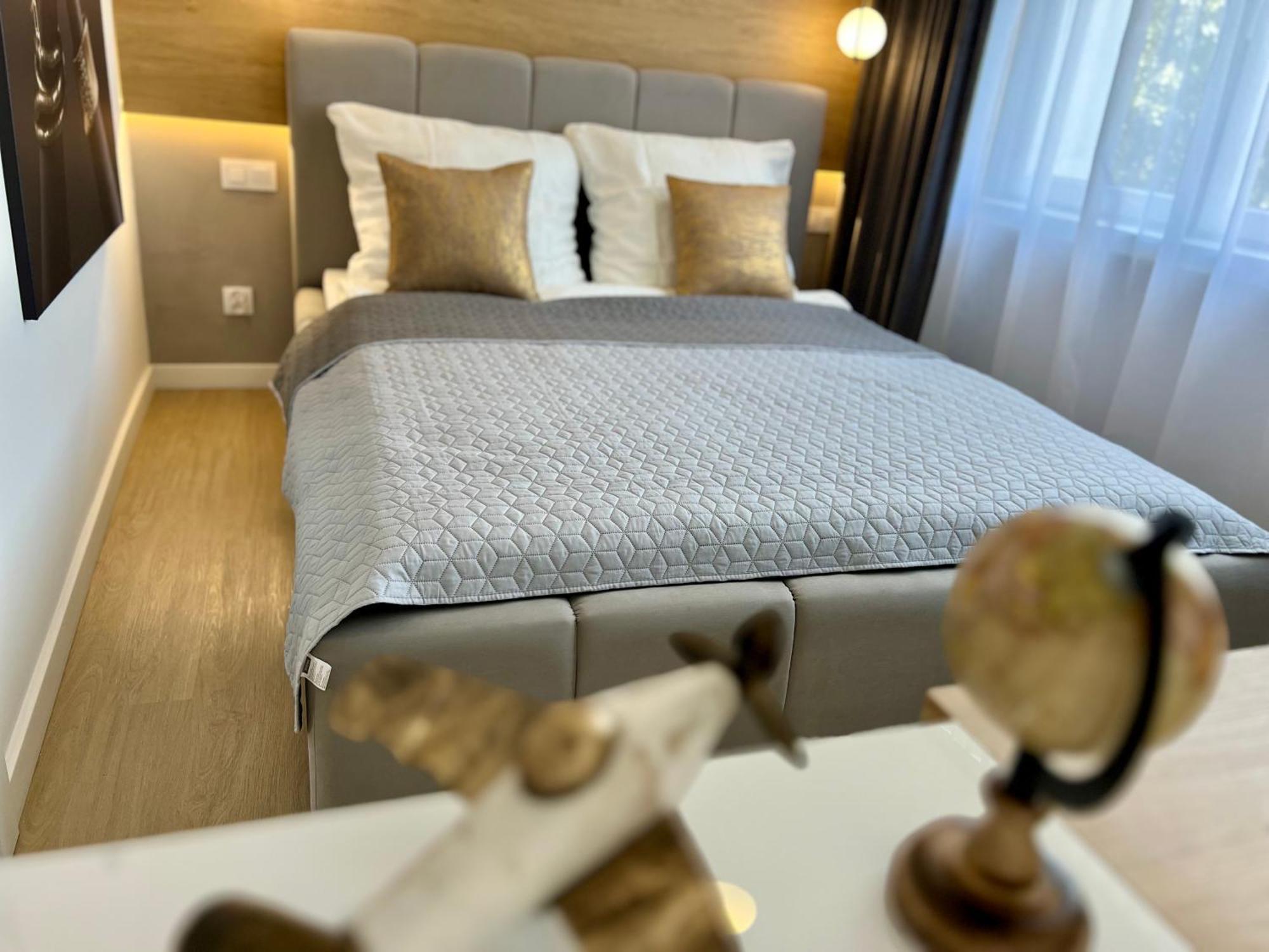 M&S Lux Apartments Kochanowskiego Łódź Zewnętrze zdjęcie