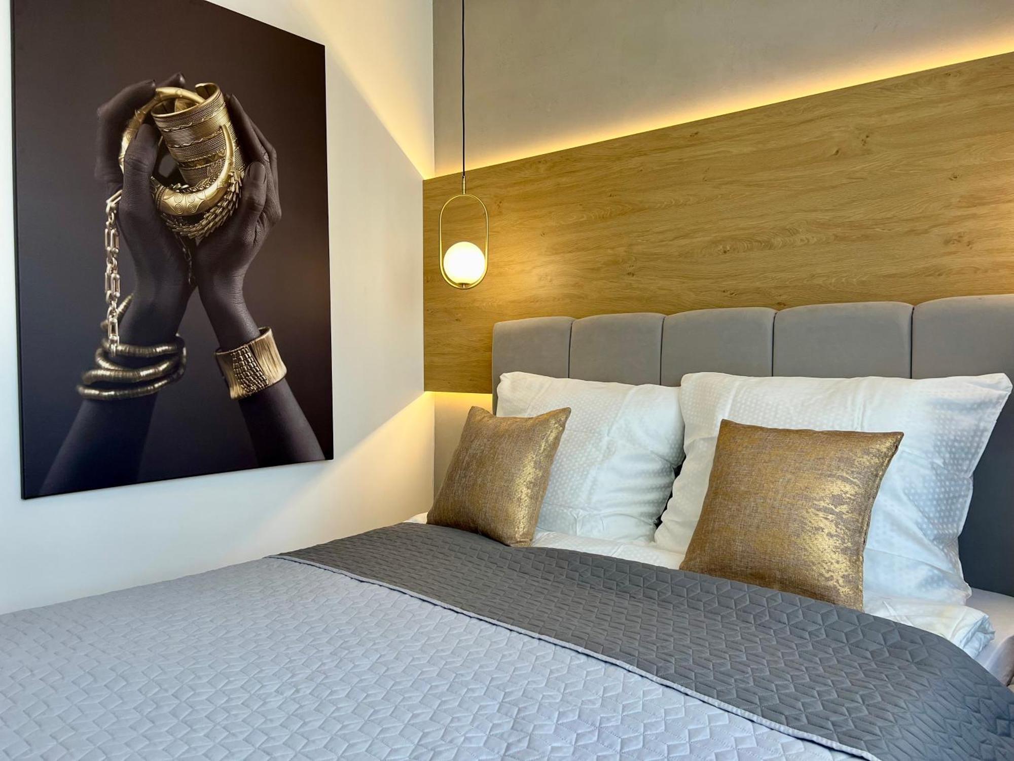 M&S Lux Apartments Kochanowskiego Łódź Zewnętrze zdjęcie